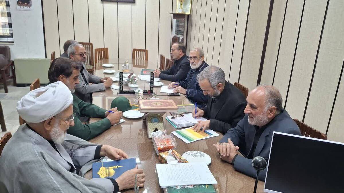 ستاد توسعه و بازسازی عتبات عالیات گناباد تشکیل جلسه داد